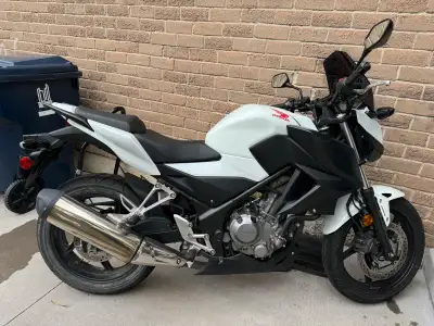 Selling my 2015 bike as is -This bike has been amazing and sad to let it go. But after riding for qu...