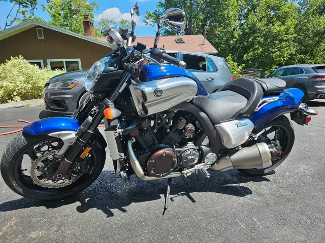 2016 Yamaha VMAX 1700 in Street, Cruisers & Choppers in Bedford - Image 5