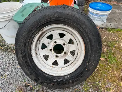 Tire needs to be replaced 13 inch with 5 bolt pattern Located 15mins SW of Barrhaven but I can deliv...