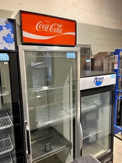 You are viewing a used Coca Cola Commercial 1 Glass Door Display Cooler with 4 adjustable shelves. I...