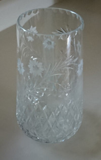 Vintage Edinburgh Crystal Etched Flower Vase