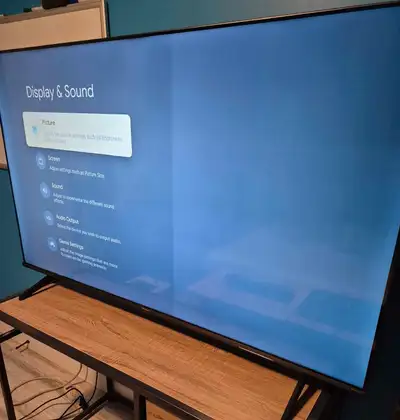 4K UHD Resolution for crisp image. QLED ensures bright colours. HDR10. Dolby Vision. 4 HDMI Ports, f...