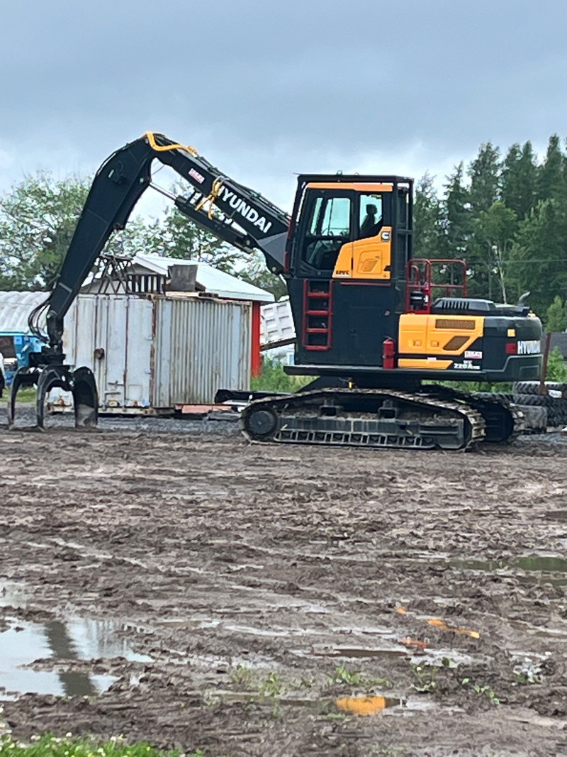 Log loader operator Heavy Equipment Saint John Kijiji