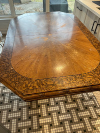Dining table. 64x42 small with two 24”leafs