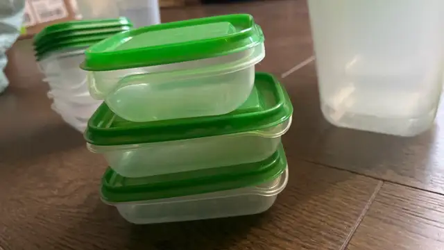 Food containers with lids (IKEA)62863736667777122