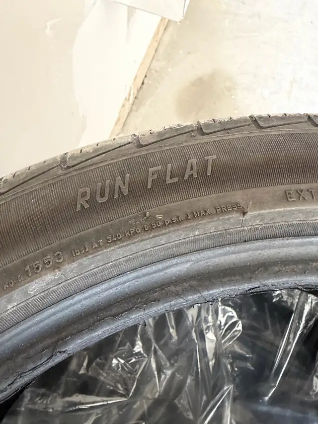Pirelli Cinturato P7 Run Flat Tires All Season 245/40 R19 98H in Tires & Rims in Oshawa / Durham Region - Image 4