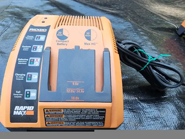 Ridgid Rapid Max9.6, 12, 14.4 & 18 Volt Single Battery Chargers in Power Tools in Windsor Region - Image 9