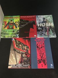 DC comics graphic novels / comics, superman , Batman , planetary