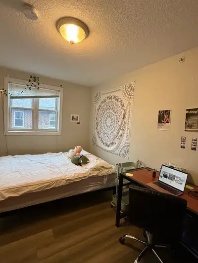 SUBLET SUMMER 2025! April 25th - August 27th. $500 regularly $915 monthly rent + utilities + wifi. F...