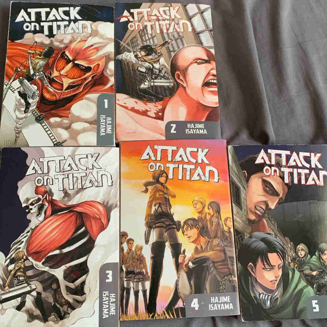 Attack On Titan Manga Vol 1,2,3,4,5  in Comics & Graphic Novels in Ottawa