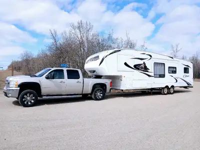 RV transport services available for your fifth wheel and bumper pull campers. I travel all over West...