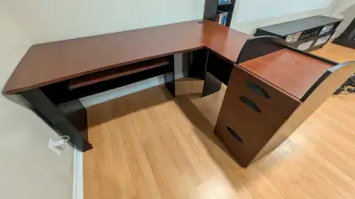 Bureau d'ordinateur et de travail, View more