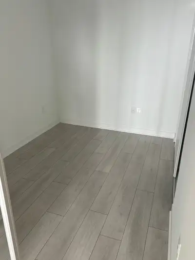 one room  for rent near Sheriden college