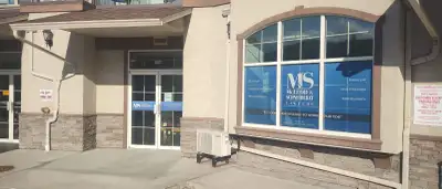 Summerland - Office/Retail Space for Lease -705 sq ft -Open office, Private Office, Kitchenette, bat...