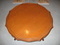 Table basse en bois massif (16'' de hauteur, 3' de diamètre)