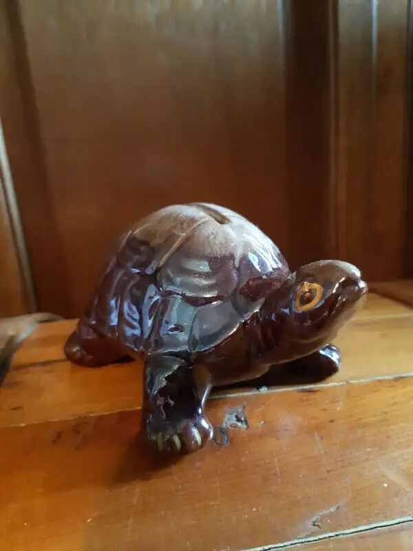 $25.00 ~ RARE  Pottery Tortoise Bank ~ in Arts & Collectibles in St. Catharines - Image 2