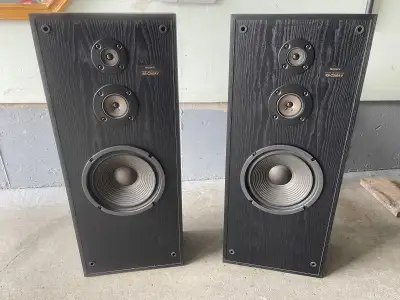 SONY
10in woofer / 3 way speaker system SS-C260AV, View more