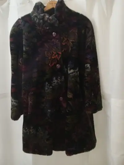 Women's outerwear, View more