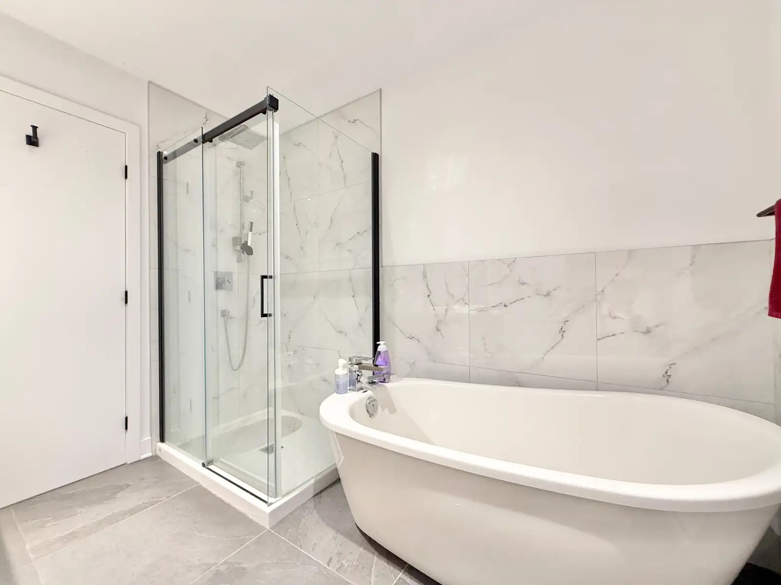 Chambre à louer – Tout inclus! — photo 3