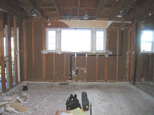 Mold Treatment Removal Drywall Insulation Tile CALL & SAVE NOW! in Other in Mississauga / Peel Region - Image 2