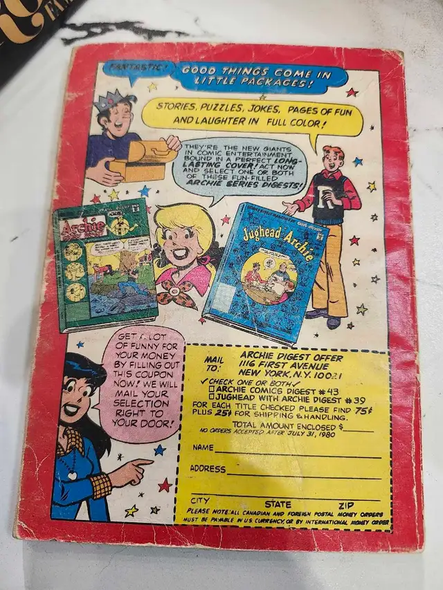 Laugh Comics Digest in Magazines in Hamilton - Image 3