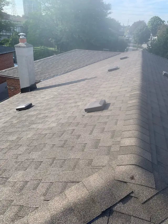 Roof repair/shingle replacement554748285520465921