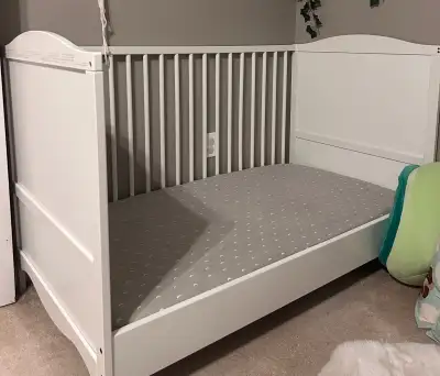 Convertible baby crib and toddler bed , View more