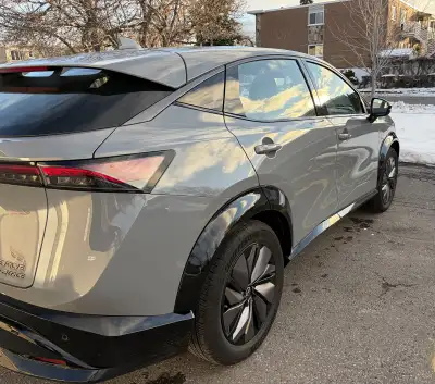 Je cède ma location de Nissan Ariya 2024, un VUS électrique élégant avec des spécifications impressi...