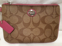 Women's New Small Coach Brown/Taupe/Rose Wristlet/Change Purse