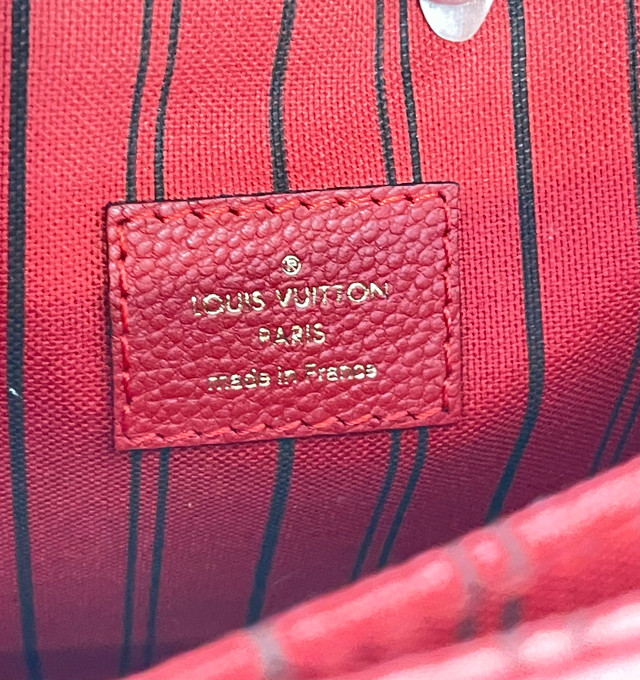 Authentic Louis Vuitton Métis red Empriente leather  dans Femmes - Sacs et portefeuilles  à Région de Markham/York - Image 4