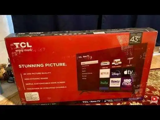 TCL 43" Roku TV in TVs in City of Montréal - Image 2