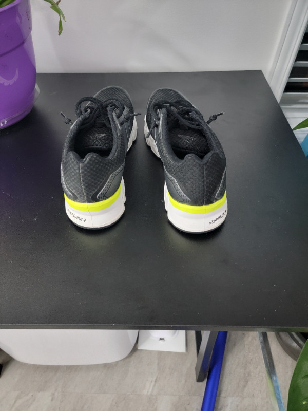 Adidas Adiprene Plus in Men's Shoes in Belleville - Image 2