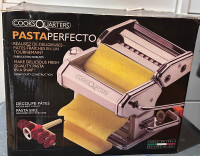 Pasta maker machine