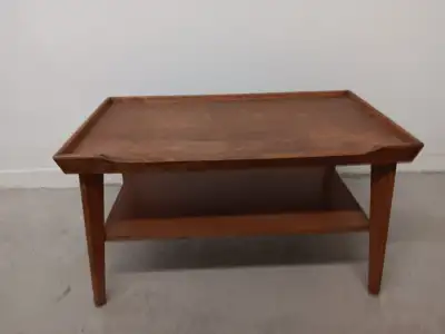 Petite table, View more