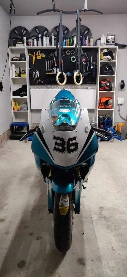 2005 Honda CBR600RR Track bike in Sport Bikes in Oshawa / Durham Region - Image 2