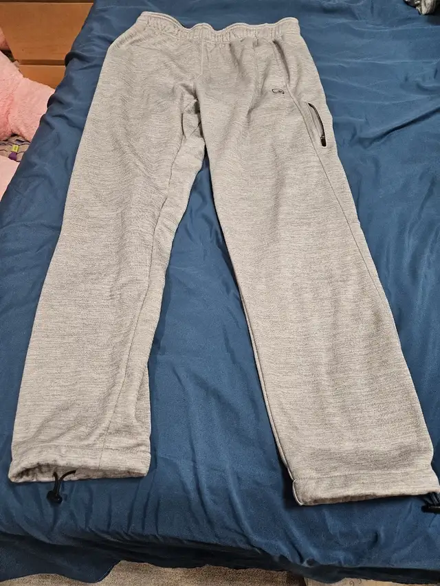 And 1 mens pants in Men's in Calgary - Image 3