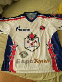 Garth Snow SKA St. Petersburg Russian league hockey jersey