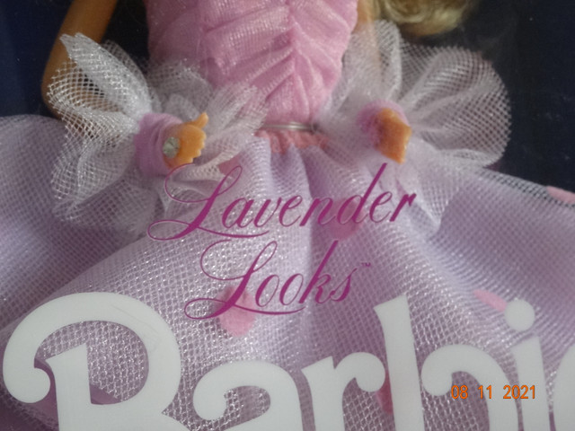 Barbie, Lavender Looks, 1989, #3963, several ways wearing dress in Toys & Games in Kelowna - Image 3