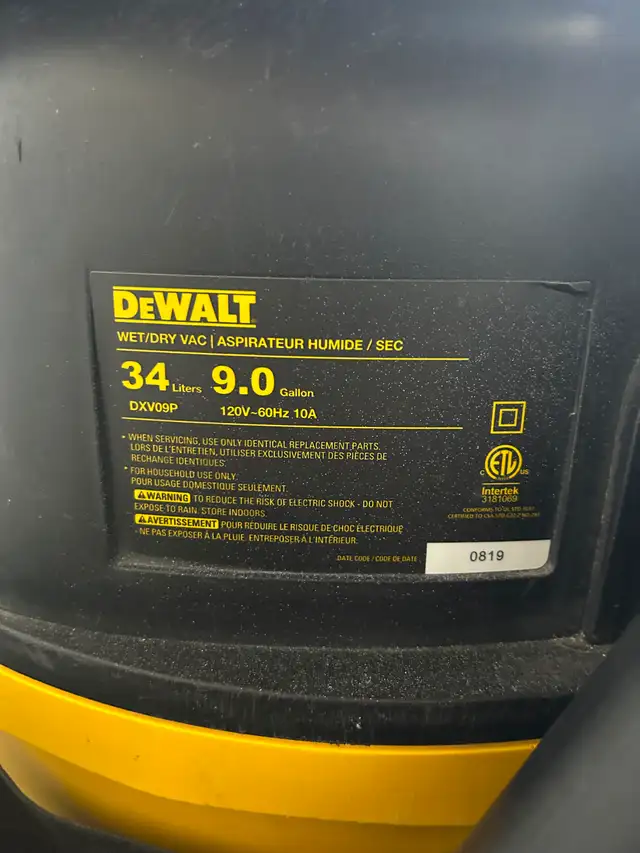 Dewalt DW 717 10” Mitre Saw in Power Tools in City of Toronto - Image 2