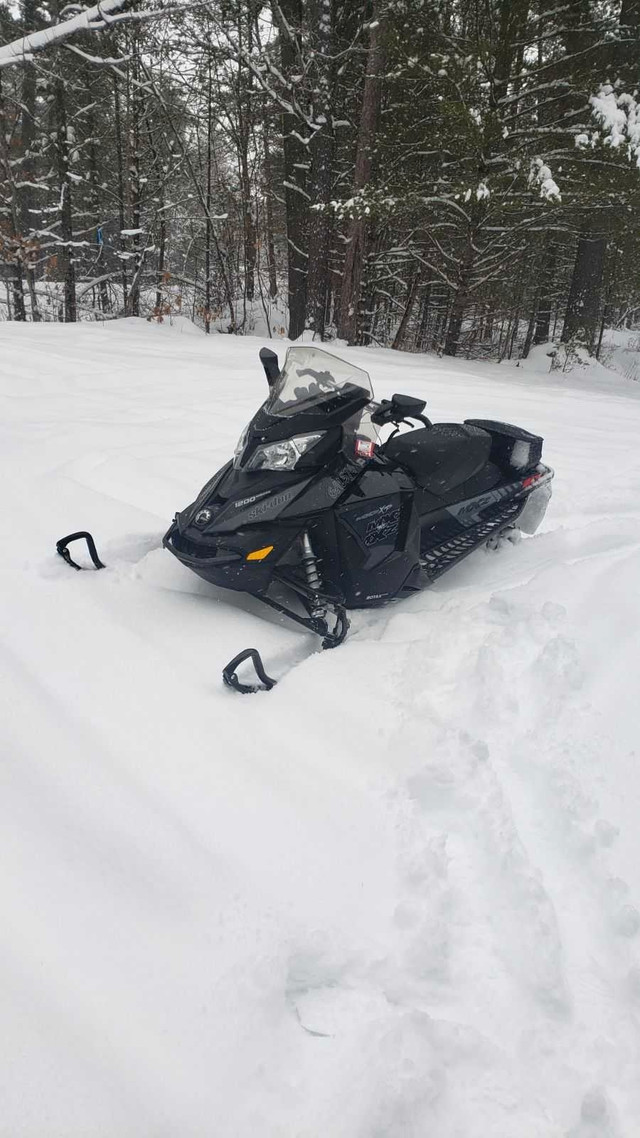 2016 MXZ 1200 TNT  in Snowmobiles in Peterborough - Image 2