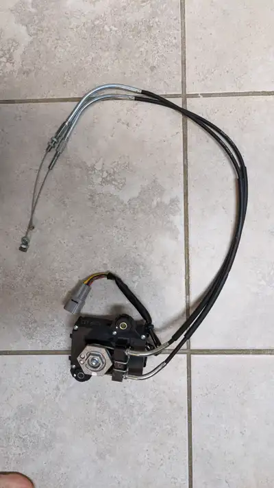 Suzuki GSXR 750 2015 Exhaust Servo motor 2011-2024 Less than 1000km on it