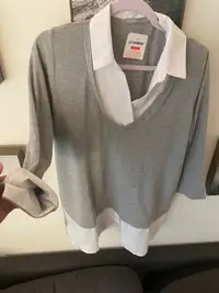 Beautiful Shirt Sweater Grey Women Size XL