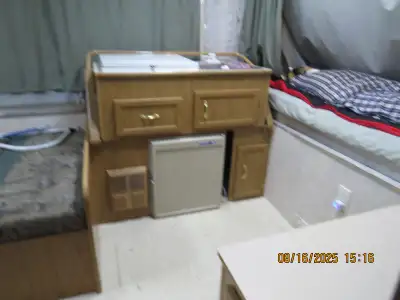 Coleman tent trailer new tires and brakes c/w generator, 2 batteries, 30lb propane & spare, l upgrad...