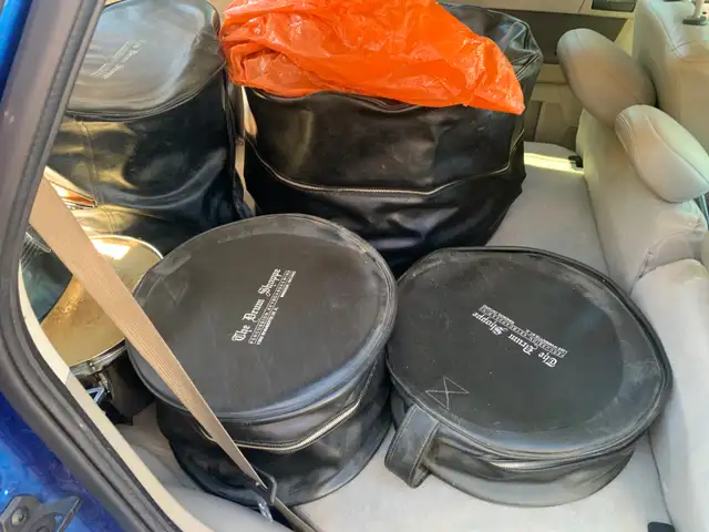 Drum set in Drums & Percussion in Windsor Region - Image 5