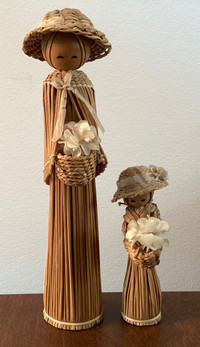 Vintage Mother and Daughter Broom Straw Peg Dolls Folk Art