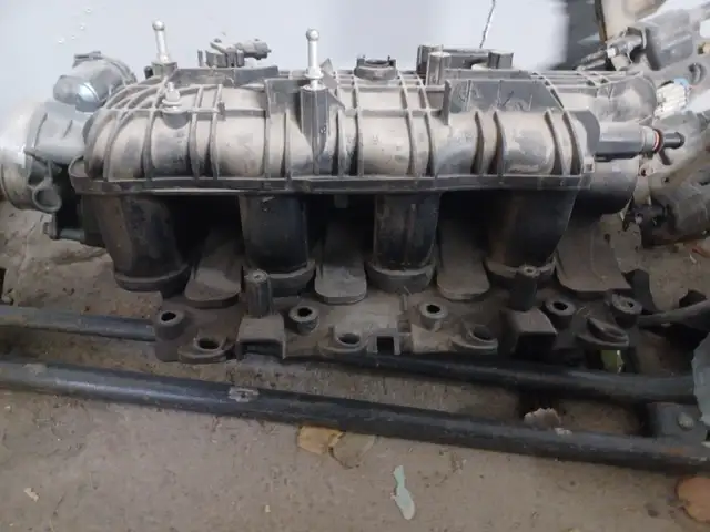 chevy motor parts for a 5.3L LMG in Engine & Engine Parts in Edmonton - Image 3