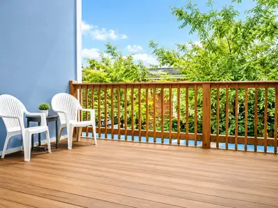 A decent room for one-person occupancy. In a large shared house. Available immediately. Monthly, med...