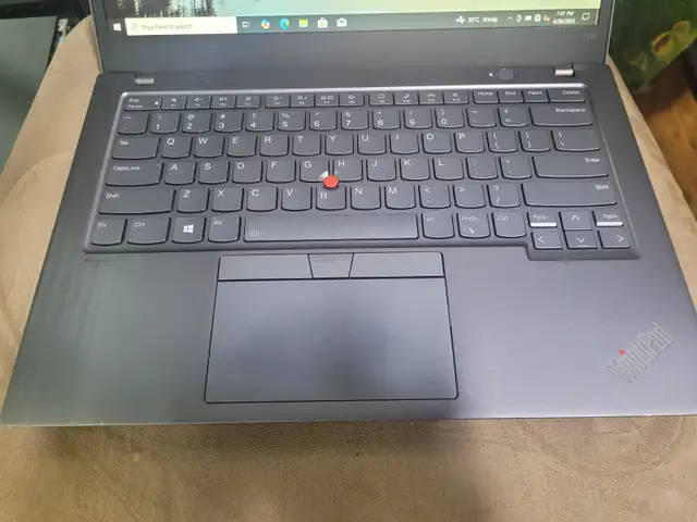 Lenovo ThinkPad T14s – 11th Gen in Laptops in City of Toronto - Image 5