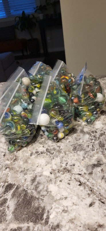 Assorted Marbles in Arts & Collectibles in Regina - Image 2