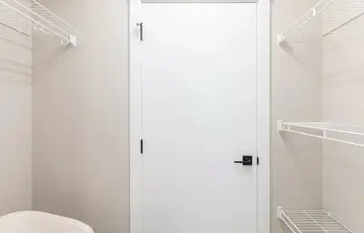 Lease take over of 1+den apartment
